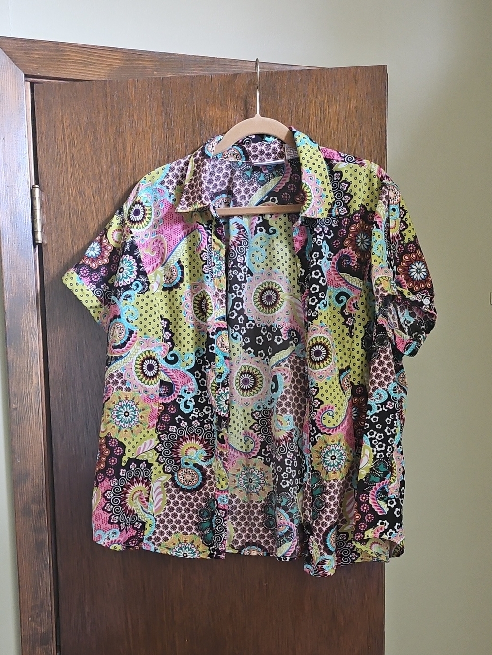 Womens Multicolor Paisley Button-Up Shirt